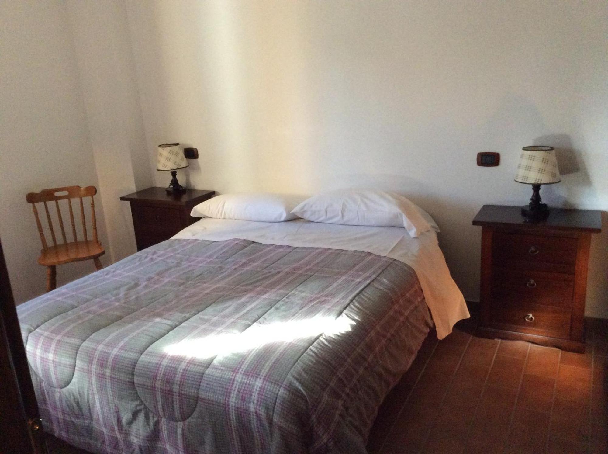 Hotel Il Feudo Dei Pierleoni 첼라노 객실 사진