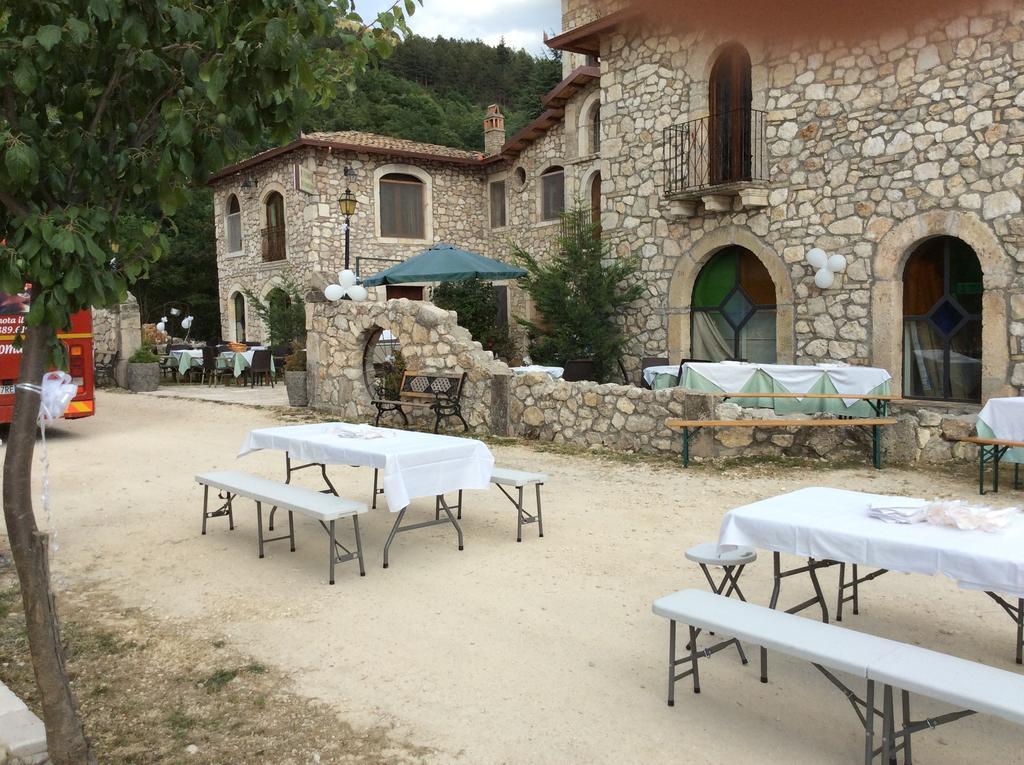 Hotel Il Feudo Dei Pierleoni 첼라노 외부 사진